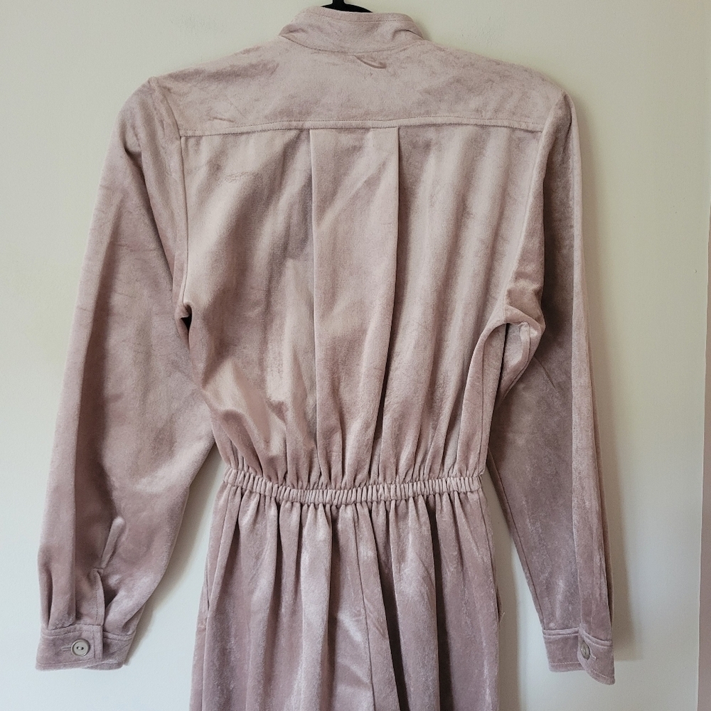 Vintage 80s Velvet Beige Tan Long Sleeve Jumpsuit Loungewear Onesie - Picture 6 of 8